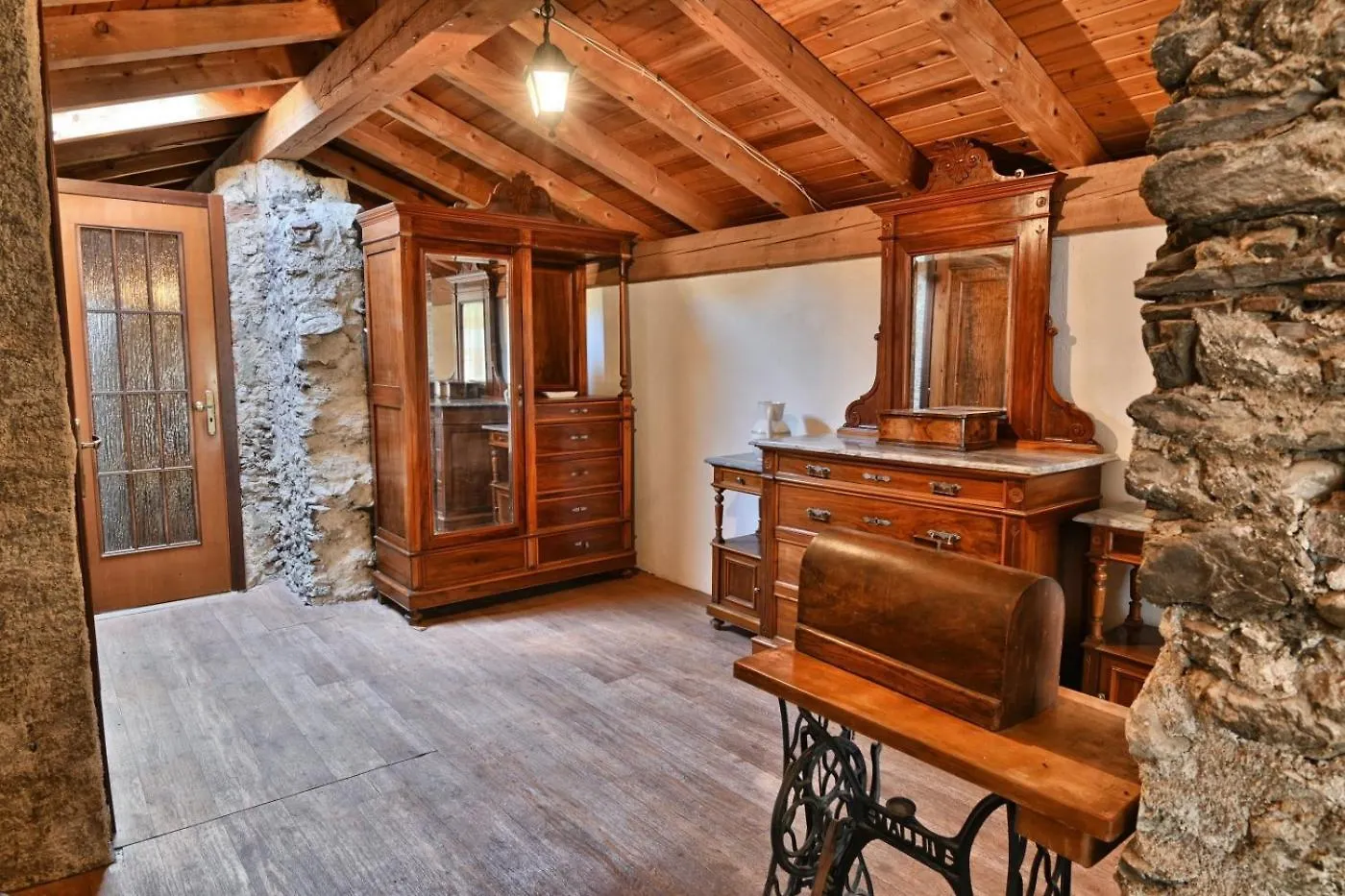 Apartamento Rustico Melograno, Il Melo - Theater Home Tignale Italia